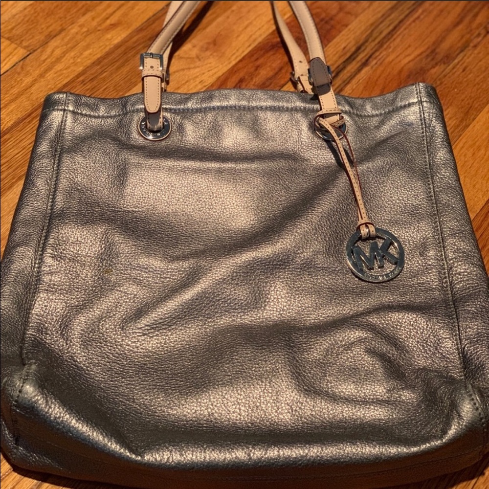 MICHAEL KORS Tote